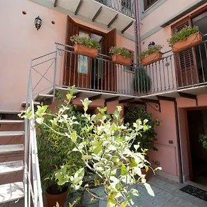 https://residence-il-capo.palermohotels.org